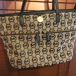 MK Tote